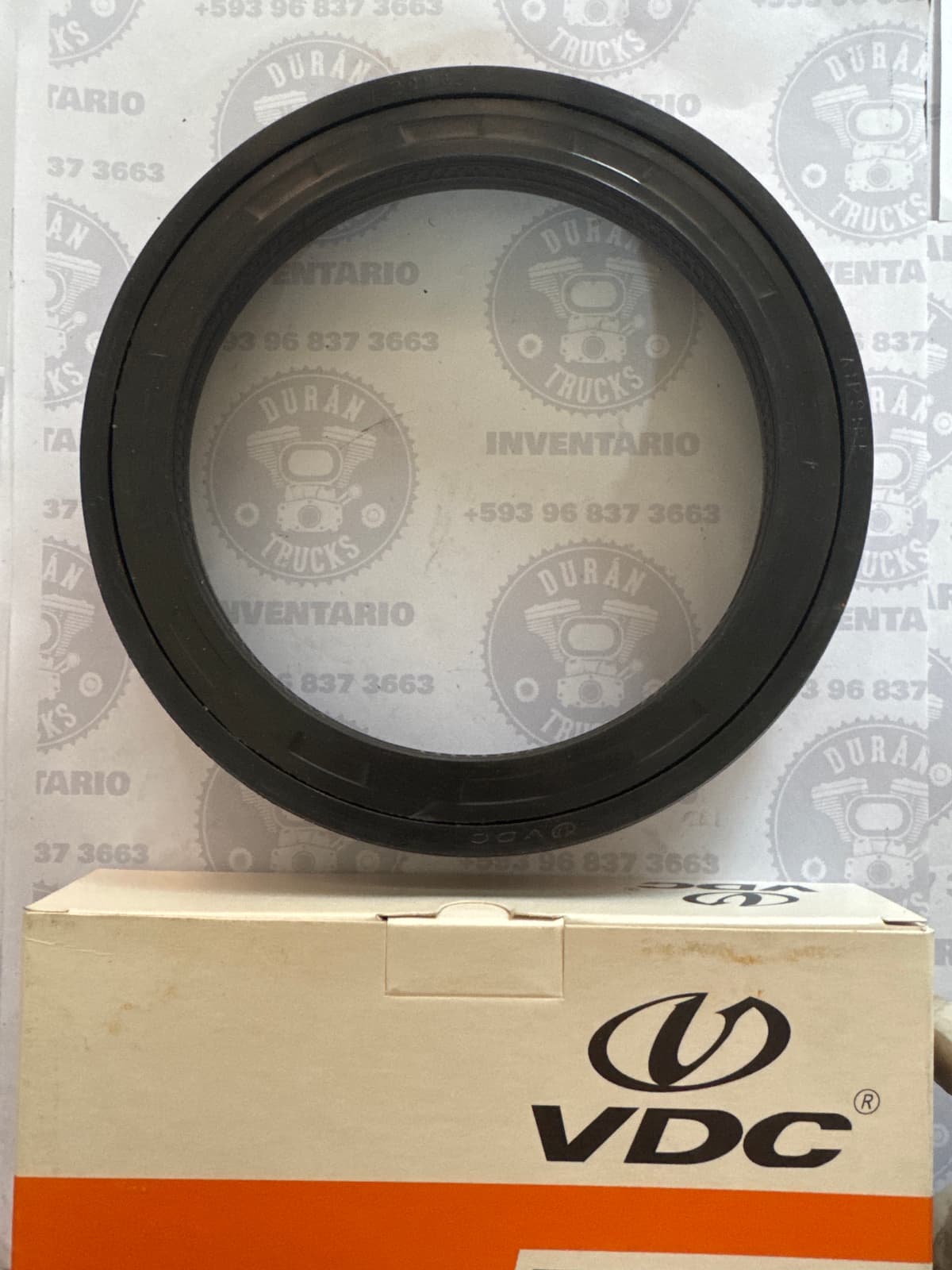 RETEN DE RUEDA POSTERIOR CORONA EATON FORD INTERNATIONAL KENWORD FRIGHTLINER