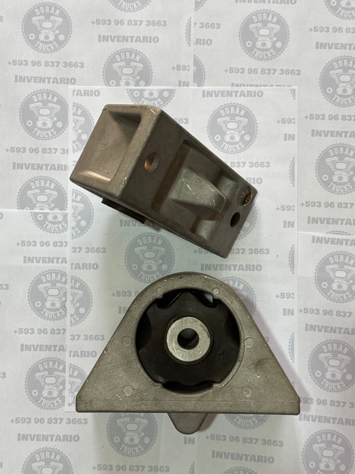 BASE DE MOTOR FREIGHTLINER
