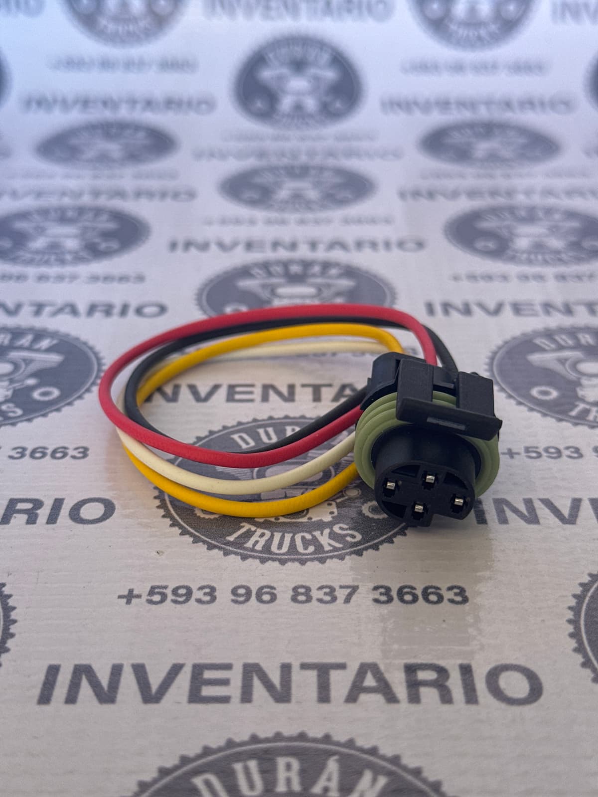 Conector de sensor de nivel de agua KENWORTH INTERNATIONAL FREIGHTLINER