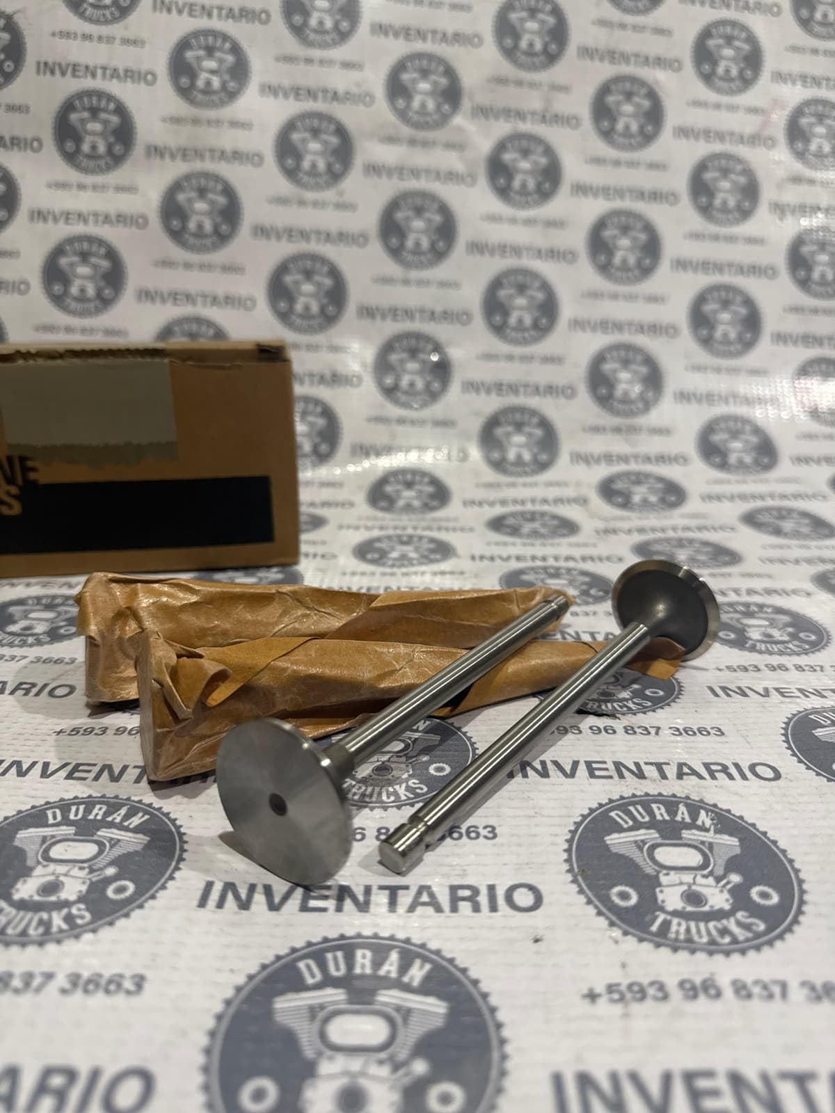 VALVULA DE ADMISION MOTOR CUMMINS ISB
